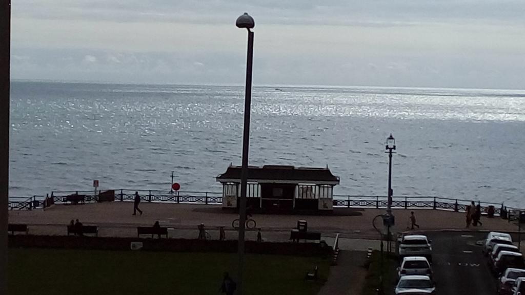 Sea View * Brighton