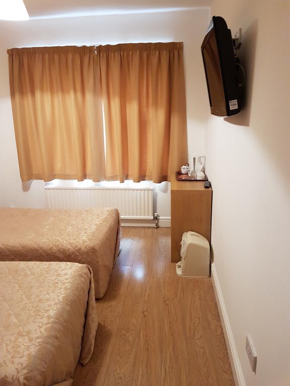 Sea View Hostel *